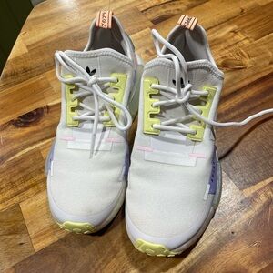 Adidas White Sneakers with Yellow and Purple Details BIG KIDS SZ.6.5-Women’s 8.5